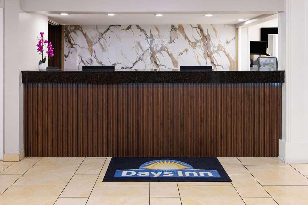 Days Inn By Wyndham Florence Near Civic Center מראה פנימי תמונה